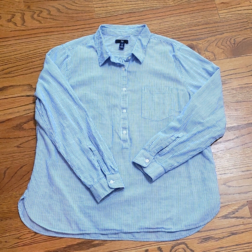 GAP Half Button Down Striped Shirt